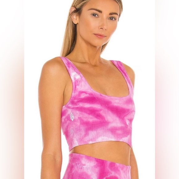NWT Free People Movement Good Karma Bra crop Top Pink Tie Dye Size M/L - Picture 2 of 9
